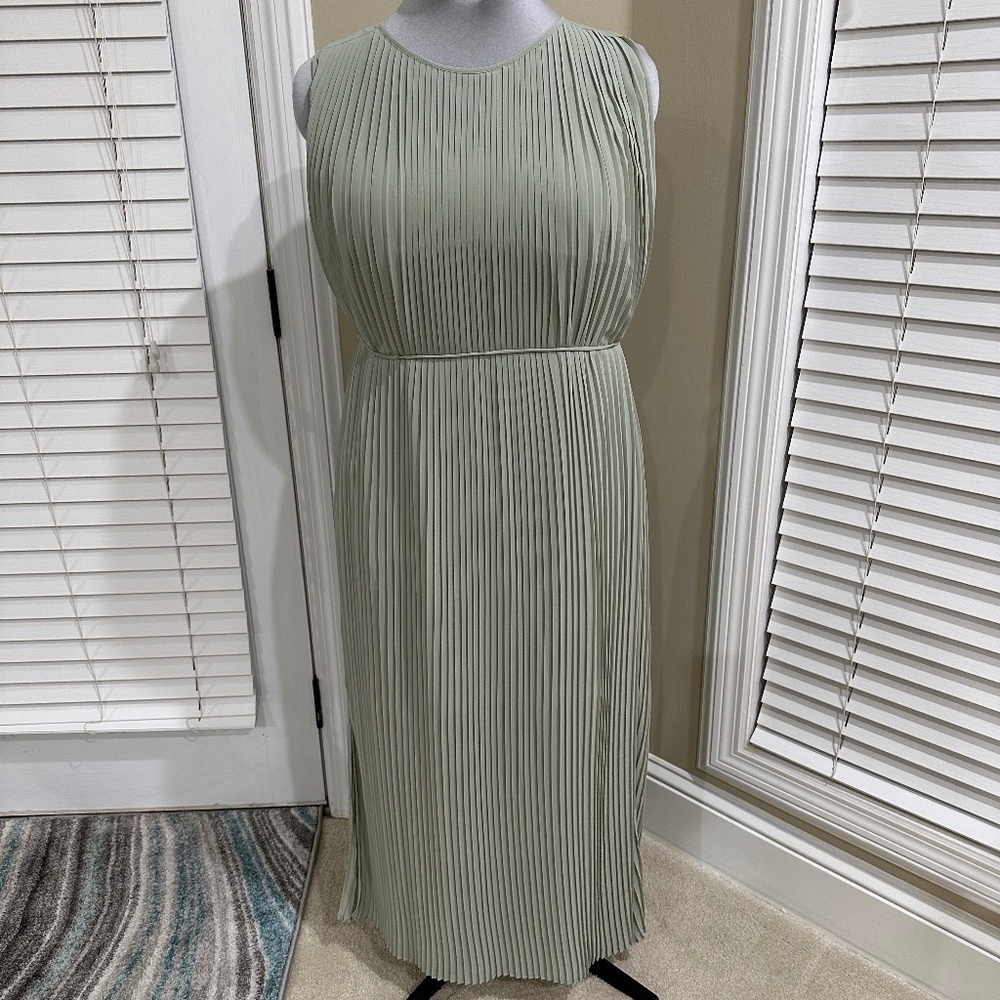 Banana Republic Flowy Maxi, size XL NWOT